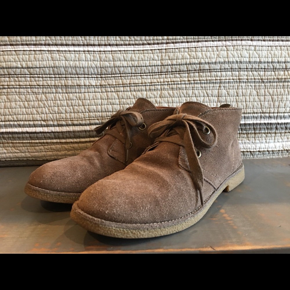 Lucky Chukka Suade Boots